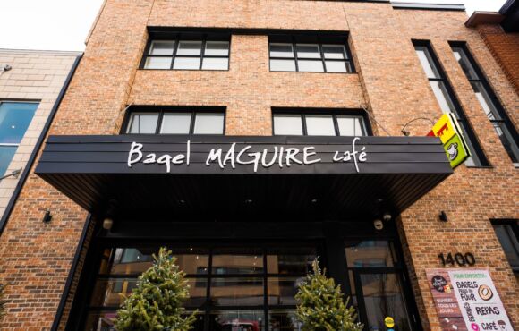 Bagel Maguire Café